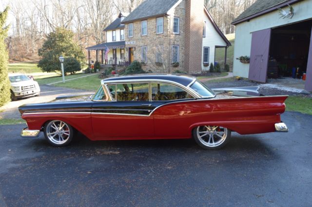 1957 Ford Fairlane