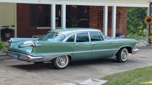 1959 Green Chrysler Imperial Sedan