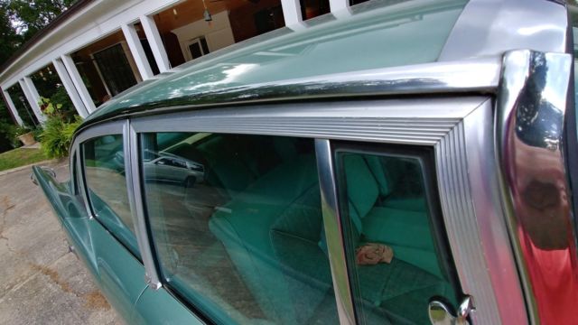 1959 Green Chrysler Imperial Sedan