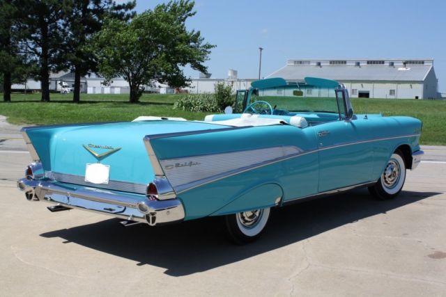 1957 Chevrolet Bel Air/150/210