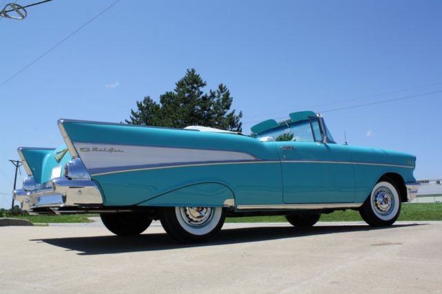 1957 Chevrolet Bel Air/150/210