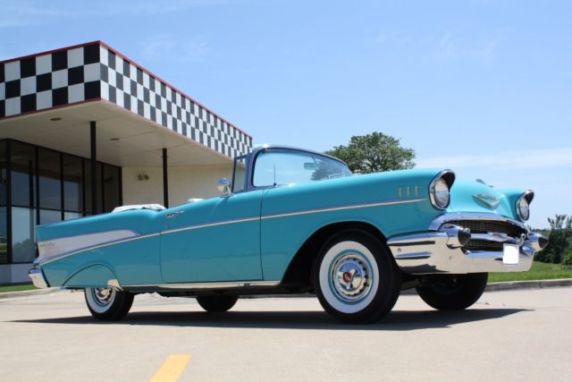 1957 Chevrolet Bel Air/150/210