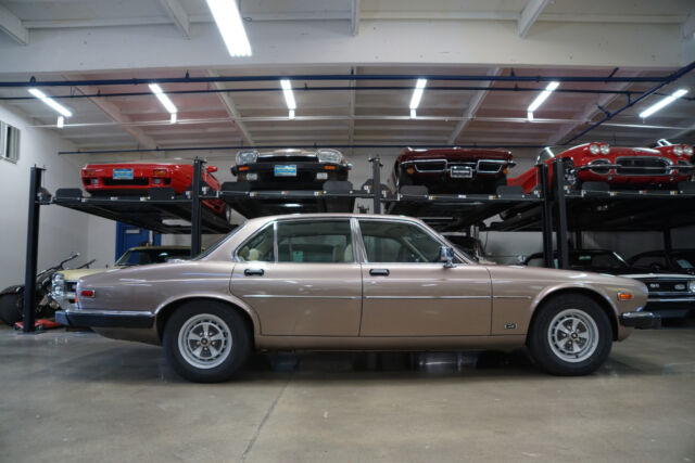 1986 Other Color Jaguar XJ6 Vanden Plas Sedan