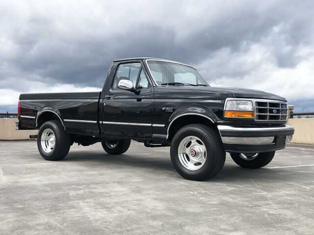 1994 Black Ford F-150 Pickup