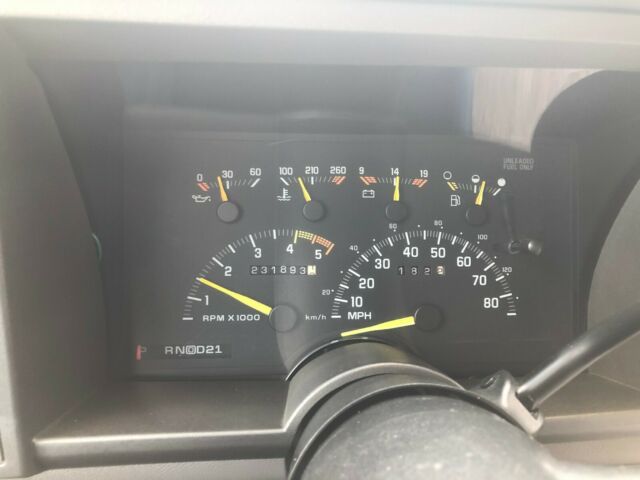 1993 White Chevrolet Blazer SUV