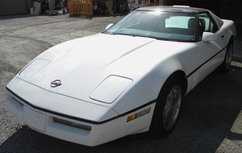 1989 White Chevrolet Corvette Coupe