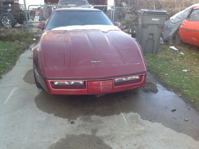 1986 Burgundy Chevrolet Corvette Hatchback