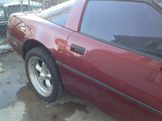 1986 Burgundy Chevrolet Corvette Hatchback