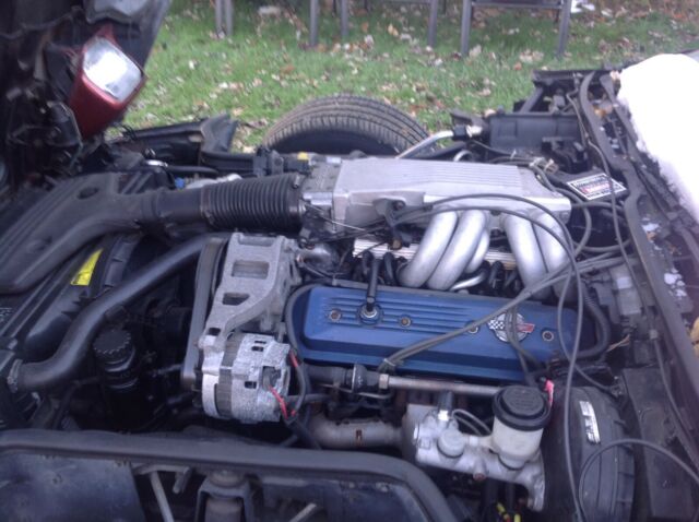 1986 Burgundy Chevrolet Corvette Hatchback