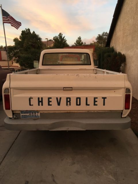 1970 White Chevrolet C-10 Standard Cab Pickup
