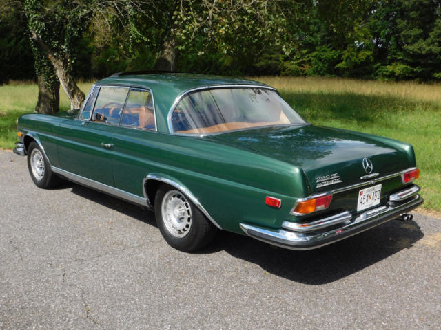 1970 Mercedes-Benz 200-Series