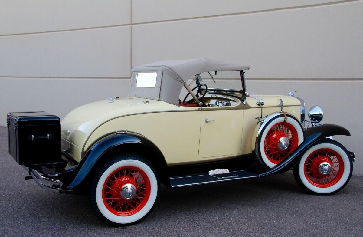 1931 Vintage Yellow & Black Fenders Chevrolet Series AE Independence Sport Roadster Convertible