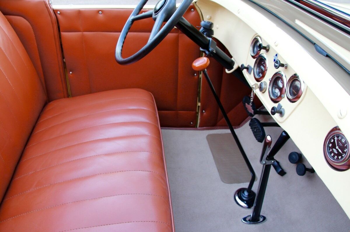1931 Vintage Yellow & Black Fenders Chevrolet Series AE Independence Sport Roadster Convertible