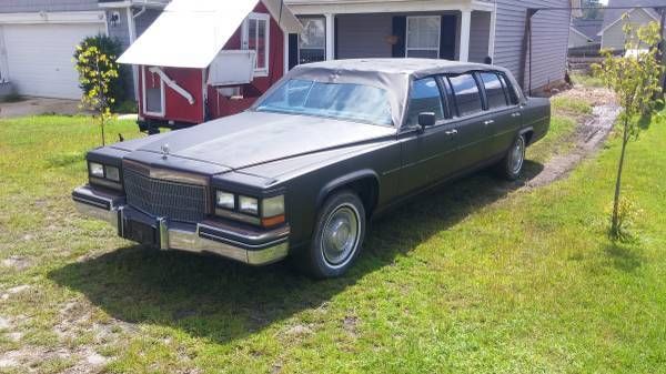 1985 Black Cadillac Fleetwood Limousine