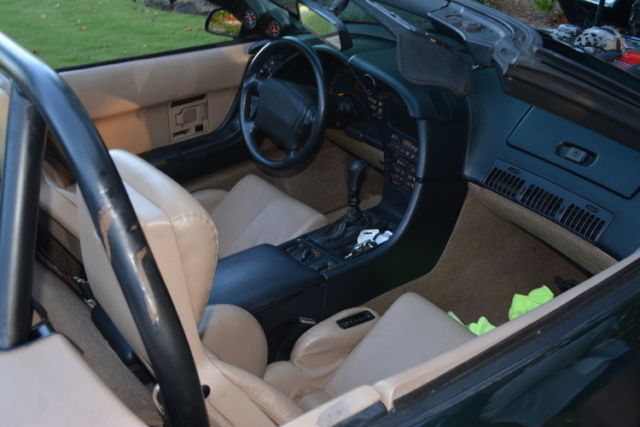 1992 Pollo Green Chevrolet Corvette Convertible