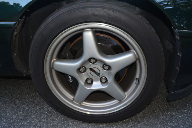 1992 Pollo Green Chevrolet Corvette Convertible