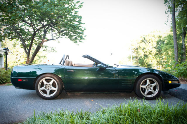 1992 Pollo Green Chevrolet Corvette Convertible
