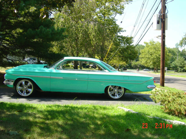 1961 Aqua Chevrolet Impala Coupe