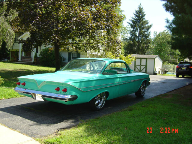 1961 Aqua Chevrolet Impala Coupe