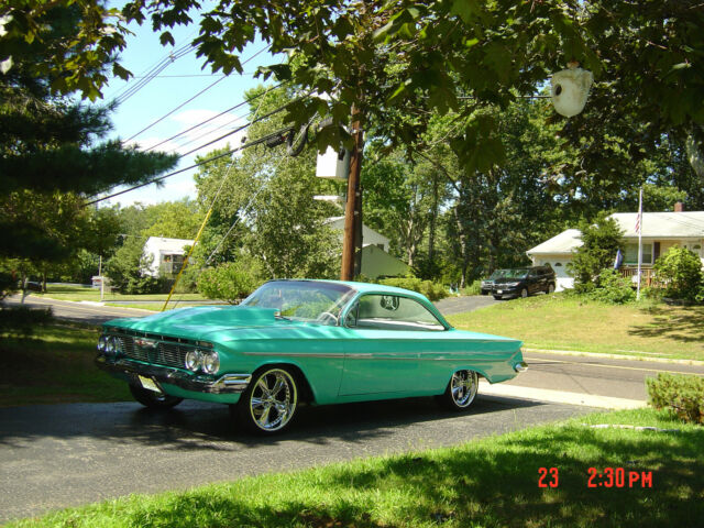 1961 Aqua Chevrolet Impala Coupe