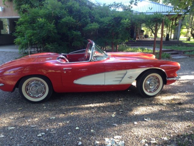 1961 Roman ted Chevrolet Corvette Convertible