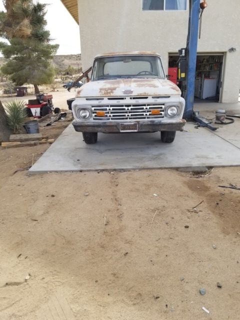 1961 White Ford F-100 Standard Cab Pickup
