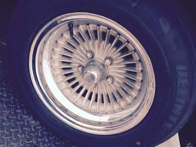 1961 Brown Ford Thunderbird