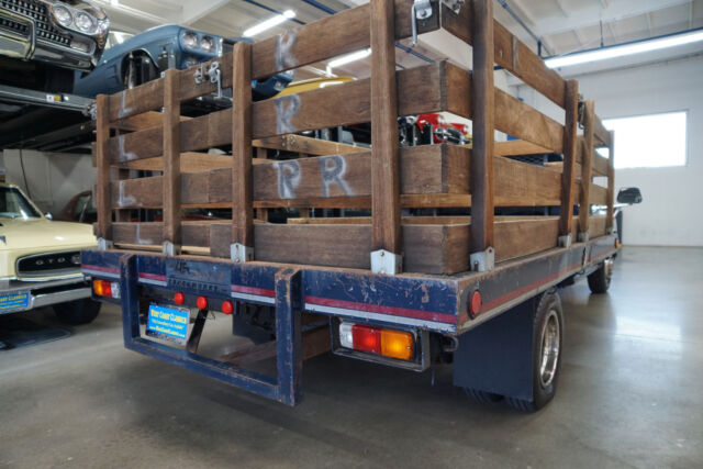 1989 Blue Toyota Stake Bed 3.0L V6 5 spd Dual Wheel Pick Up Truck w Pick Up Truck