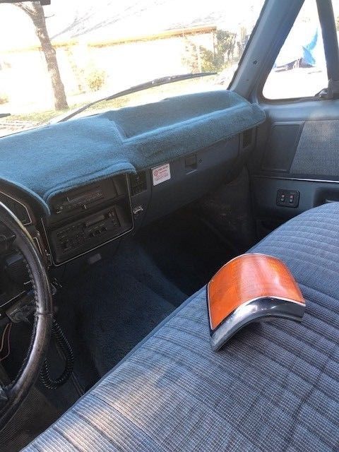 1989 Blue Ford F-250 Extended Cab Pickup