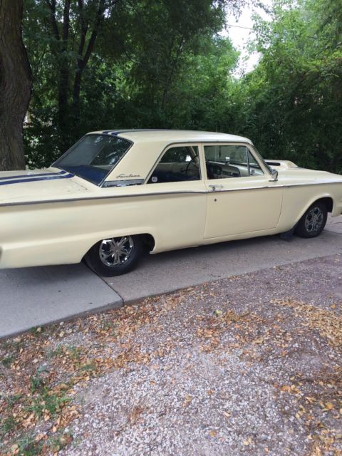 1962 Vanilla Cream Ford Fairlane