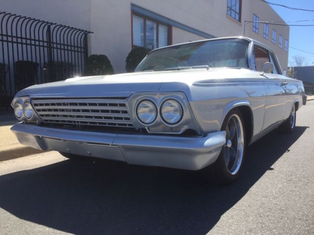 1962 Silver Chevrolet Impala Coupe