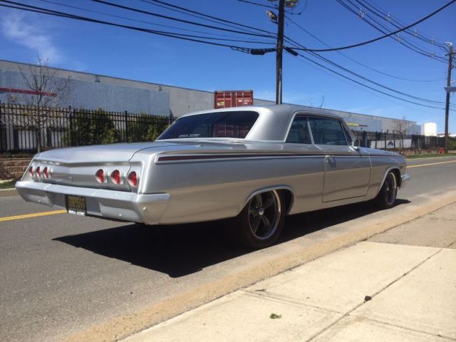 1962 Silver Chevrolet Impala Coupe