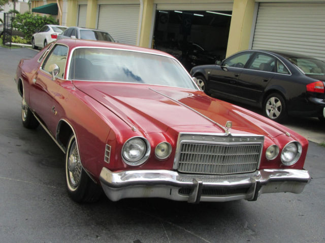 1975 RED Chrysler Cordoba Coupe