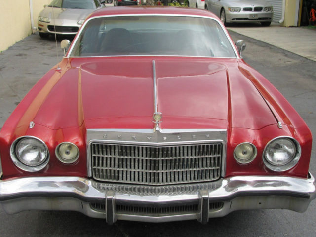 1975 RED Chrysler Cordoba Coupe