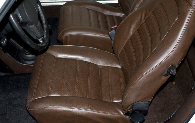 1981 GRAND PRIX WHITE Porsche 911 Coupe