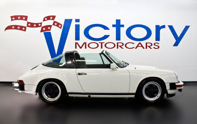 1981 GRAND PRIX WHITE Porsche 911 Coupe