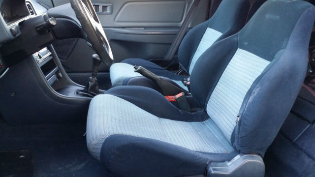 1990 White Honda CRX Hatchback