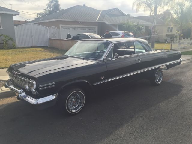 1963 White Chevrolet Impala