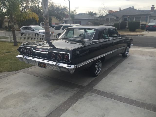 1963 White Chevrolet Impala