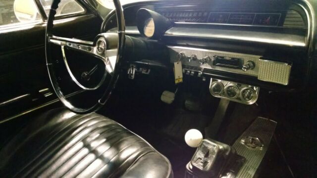 1963 White Chevrolet Impala Coupe