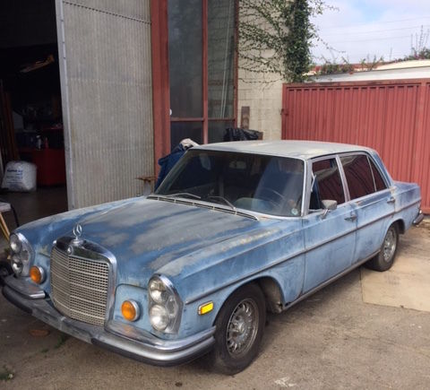 1970 Blue Mercedes-Benz 300-Series Sedan