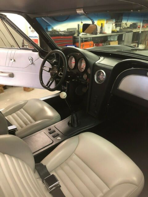 1963 Black Chevrolet Corvette Coupe