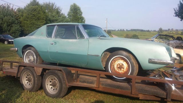 1963 Studebaker AVANTI