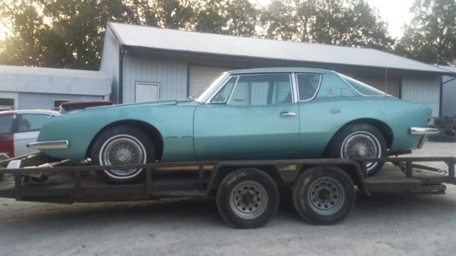 1963 Studebaker AVANTI