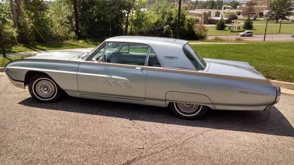 1963 Ford Thunderbird