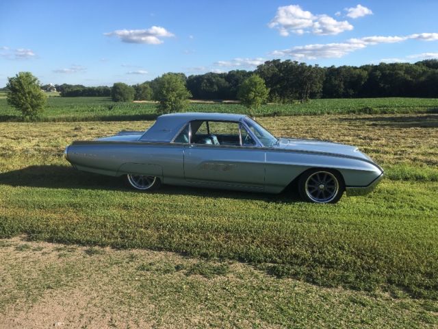 1963 Ford Thunderbird
