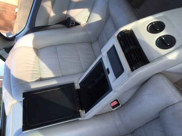 1987 Blue BMW 6-Series Coupe