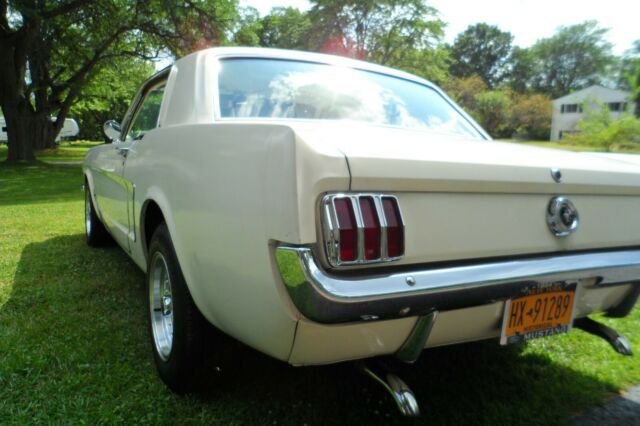 1965 White Ford Mustang Coupe