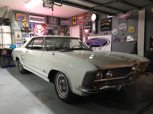 1964 white Buick Riviera