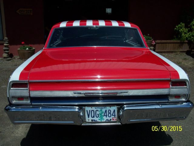 1964 White Chevrolet Malibu Coupe